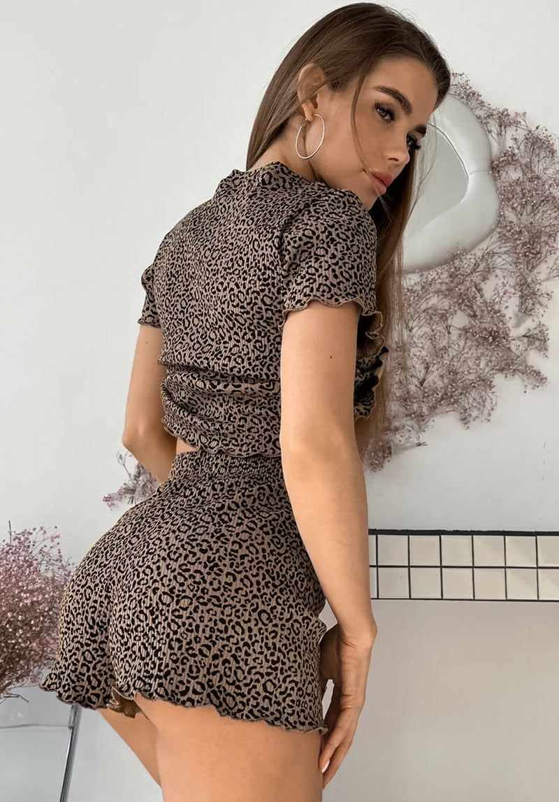 Leopar Ruhlu Rahat Şortlu Takım - ÖzgeButik